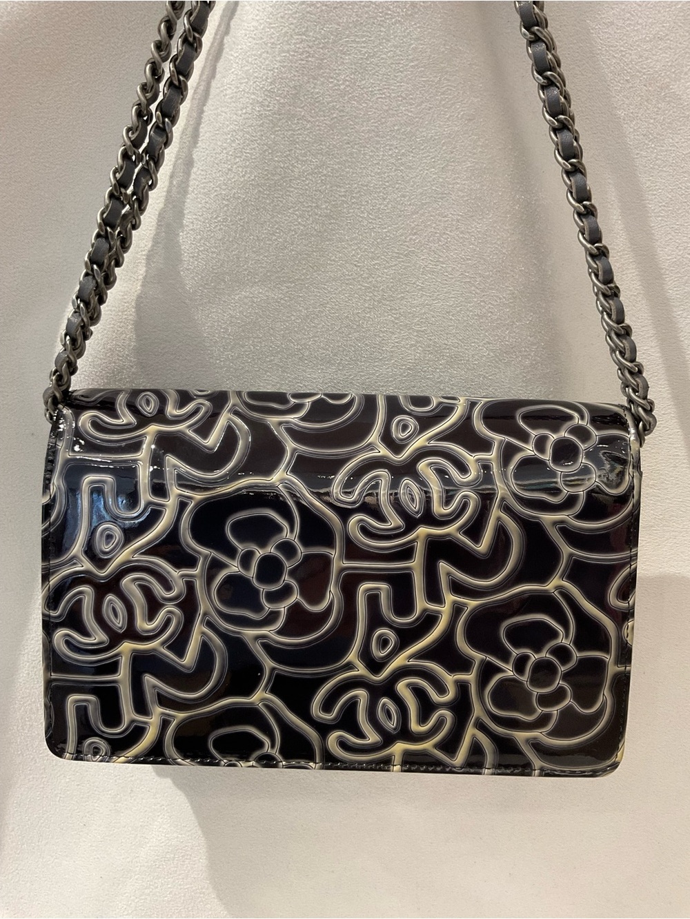 Chanel Bag - Picture 4 of 16